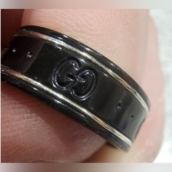Gucci iconic ring thin band. Size 6.5 - Picture 4 of 4